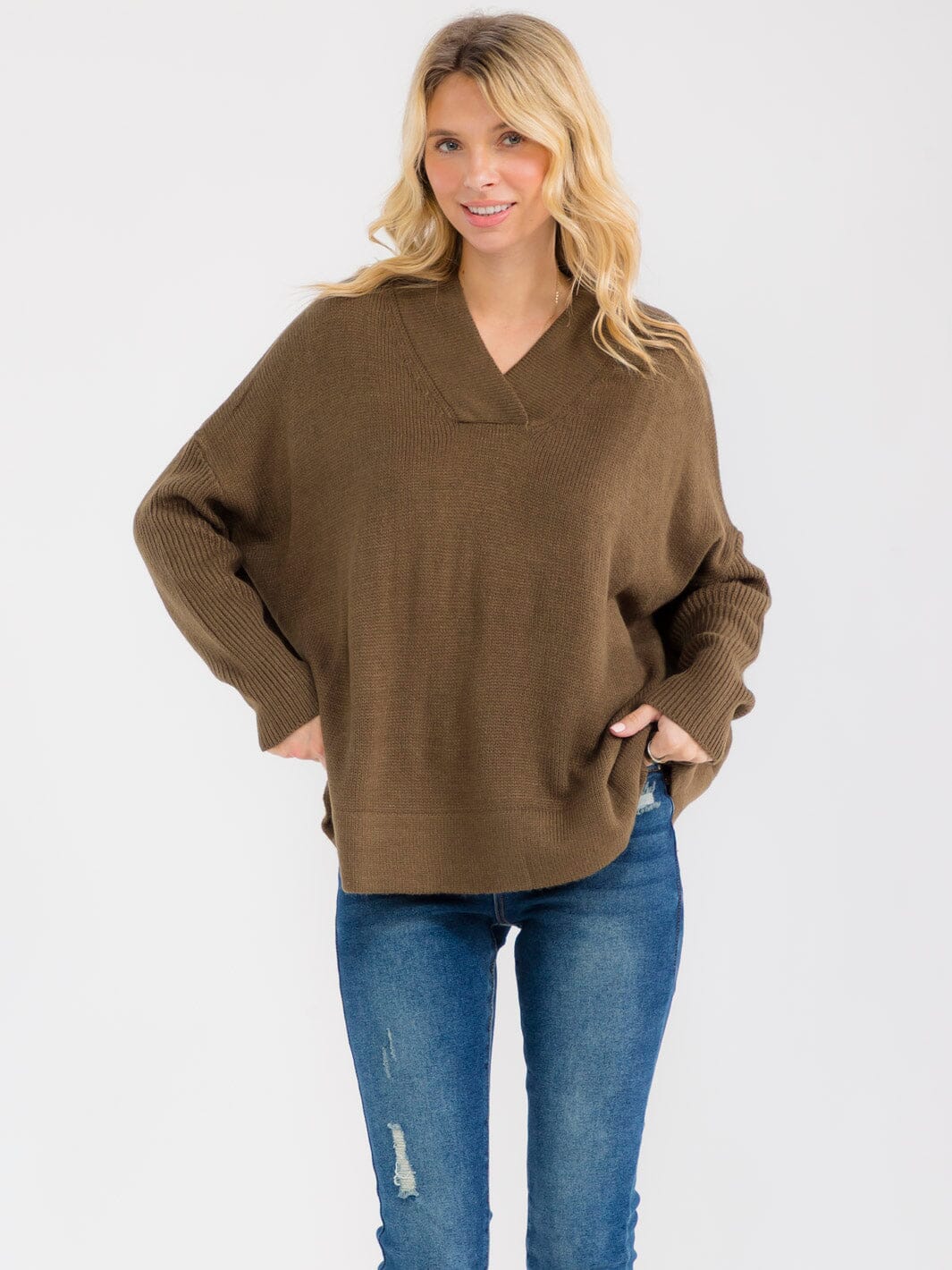WOMEN'S LONG SLEEVE V-NECK PULLOVER KNIT SWEATER