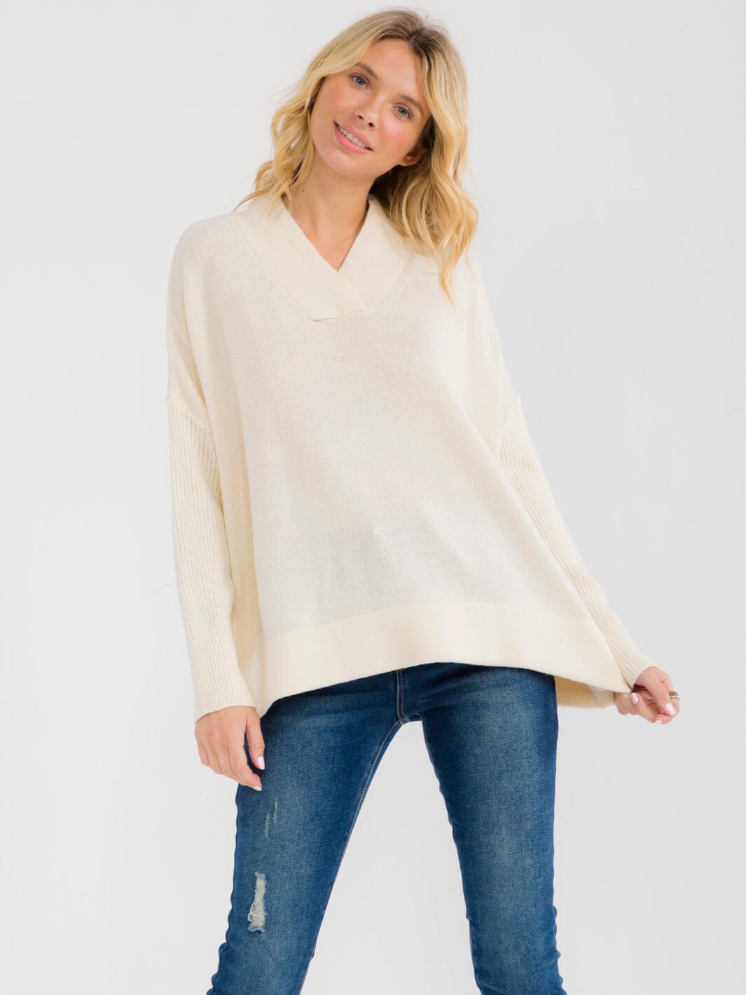 WOMEN'S LONG SLEEVE V-NECK PULLOVER KNIT SWEATER