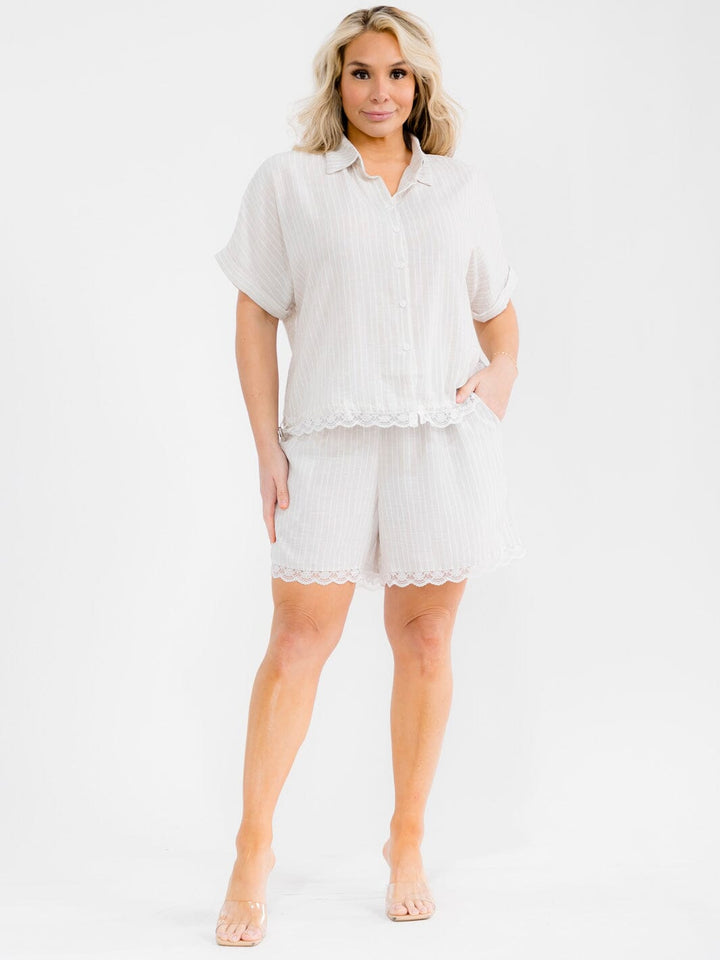 PLUS SIZE SHORT SLEEVE TOP & ELASTIC WAIST SHORTS LACE STRIPES 2PC. SET