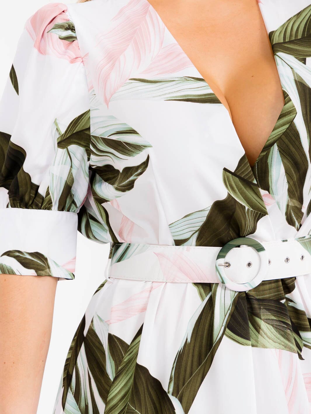 PLUS SIZE SHORT SLEEVE BELTED LEAF PRINT MAXI DRESS