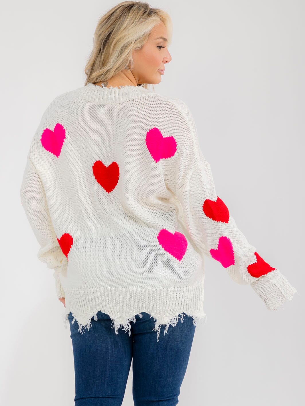 PLUS SIZE LONG SLEEVE V-NECK HEART KNIT RAW EDGE PULLOVER SWEATER