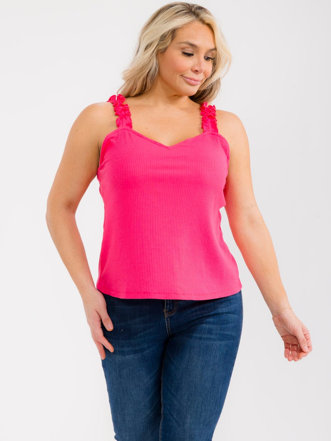 PLUS SIZE SLEEVELESS V-NECK RUFFLE RIBBED TANK TOP