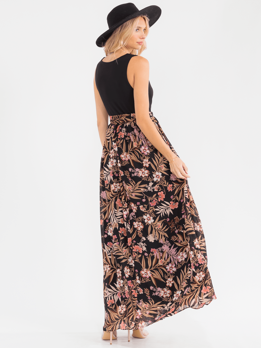 WOMEN'S SLEEVELESS SURPLICE SELF TIE RUFFLE FLORAL MAXI DRESS