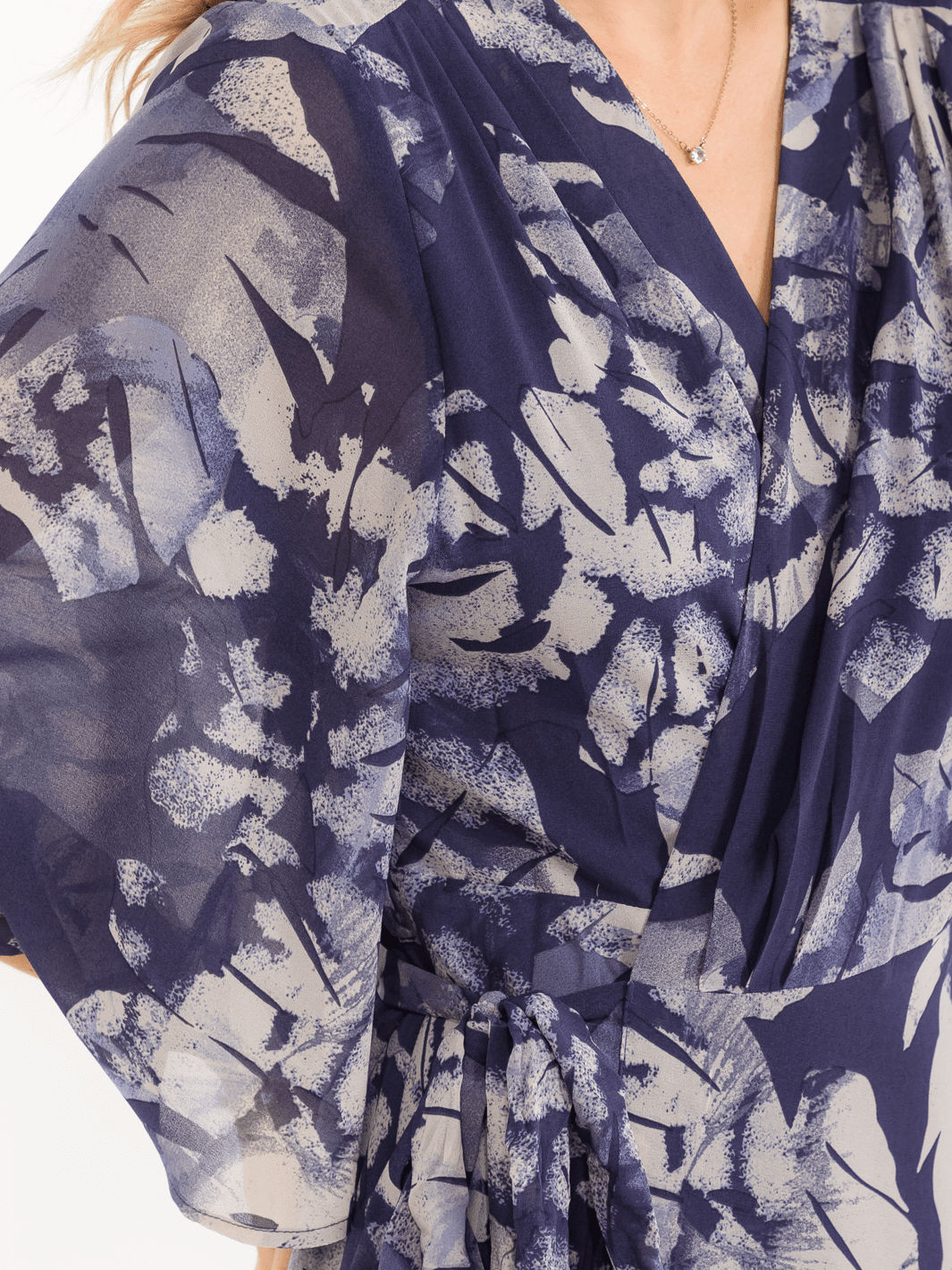 WOMEN'S 3/4 SLEEVE V-NECK FLORAL WRAP MAXI DRESS