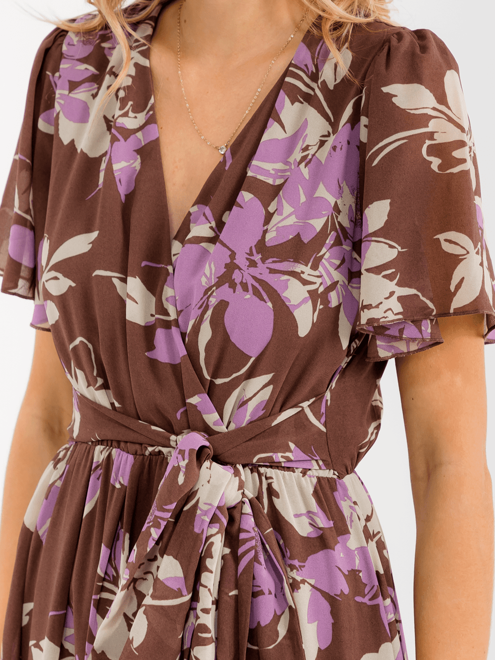 WOMEN'S SHORT SLEEVE SURPLICE SIDE SLIT SELF TIE FLORAL MAXI DRESS