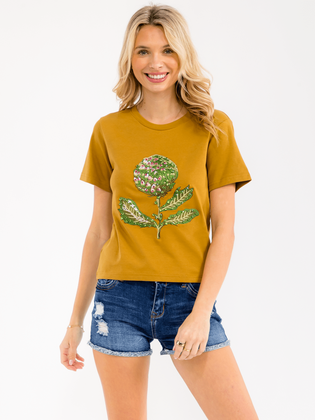 WOMEN'S SHORT SLEEVE GRAPHIC STUDS BASIC TOP