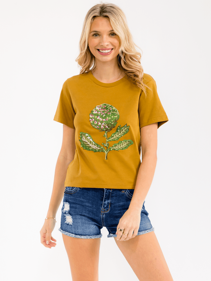 WOMEN'S SHORT SLEEVE GRAPHIC STUDS BASIC TOP
