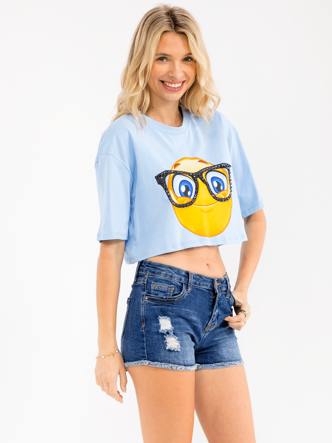 WOMEN'S SHORT SLEEVE GRAPHIC STUDS BASIC TOP