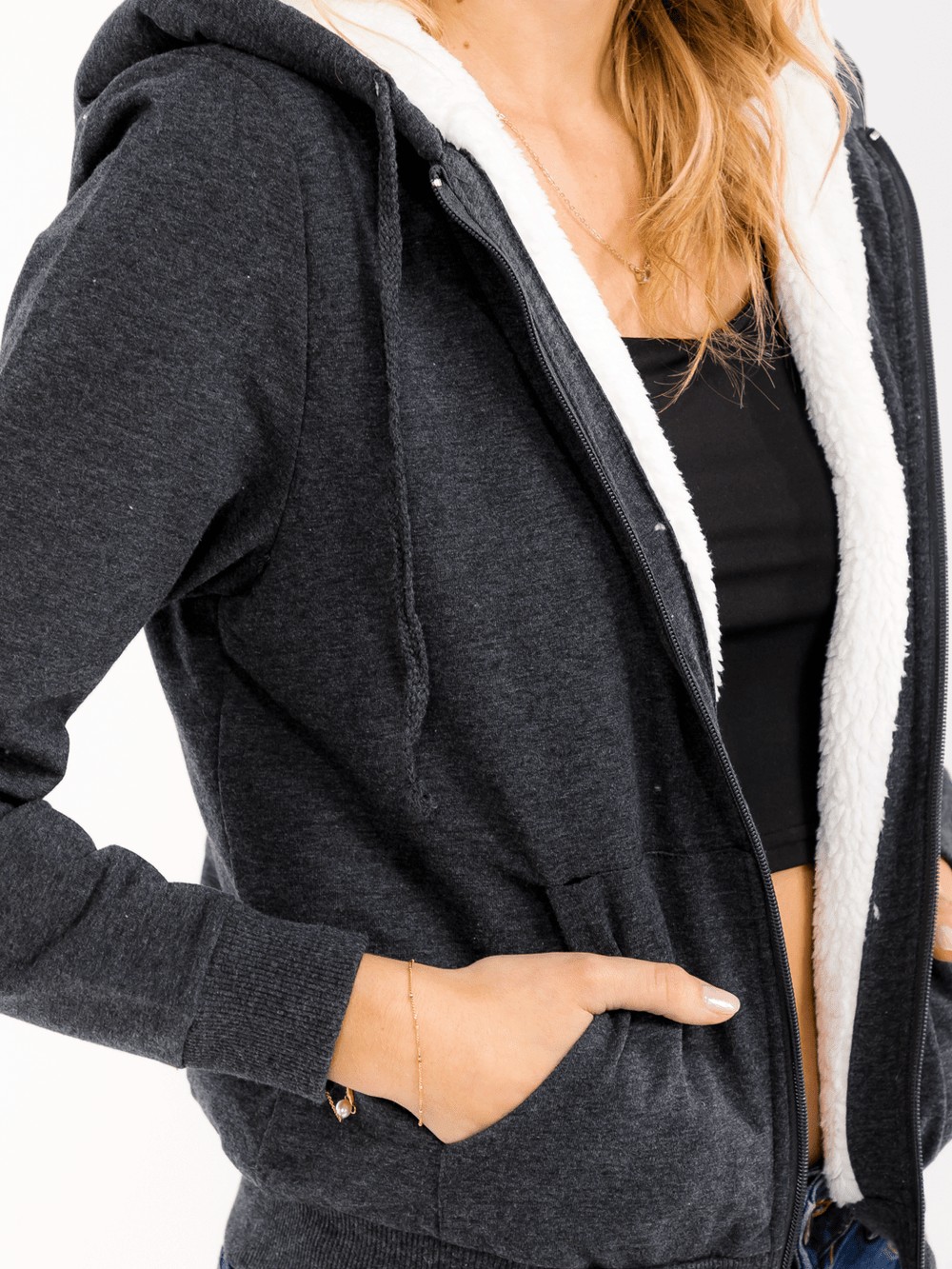 WOMEN'S LONG SLEEVE ZIPPER CLOSURE FRONT POCKETS HOODED SHERPA JACKET