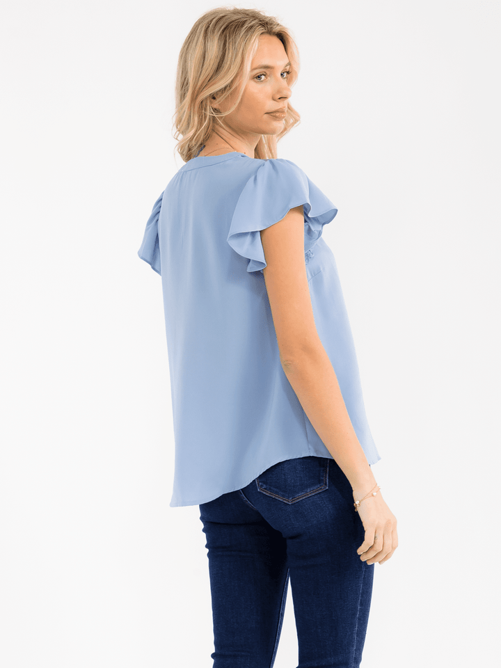 WOMEN'S SHORT RUFFLE SLEEVE V-NECK CROCHET DETAILED BLOUSE