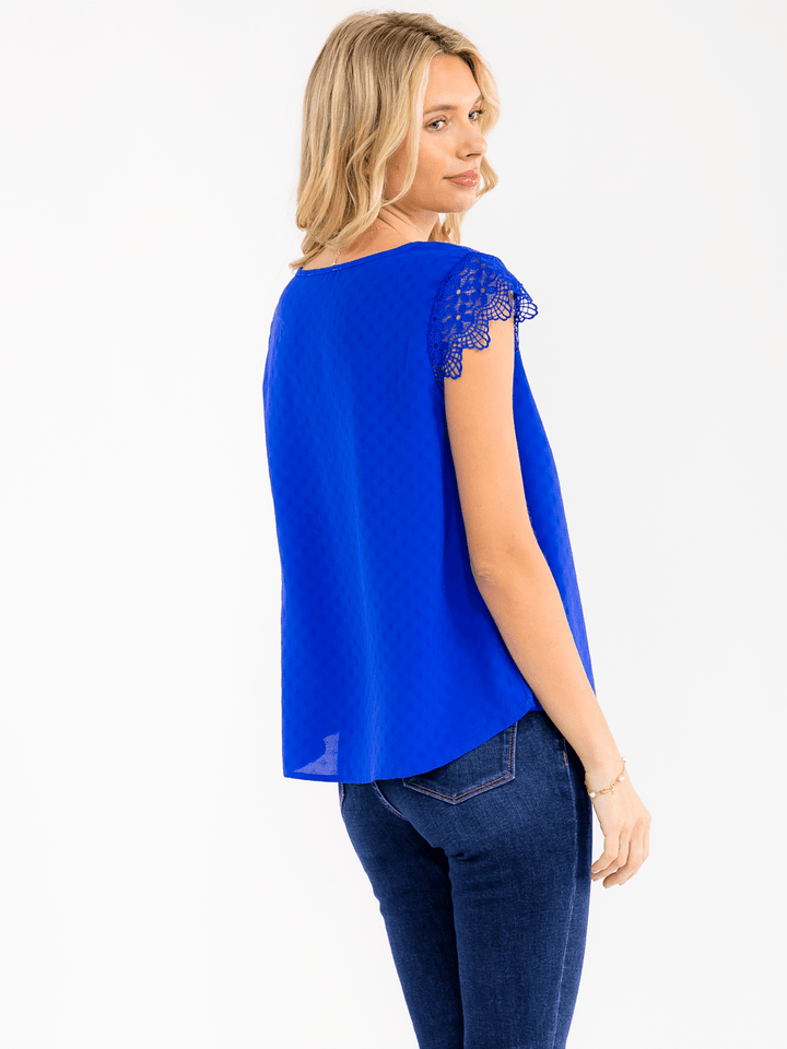 WOMEN'S SHORT CROCHET RUFFLE SLEEVE DETAILED BLOUSE