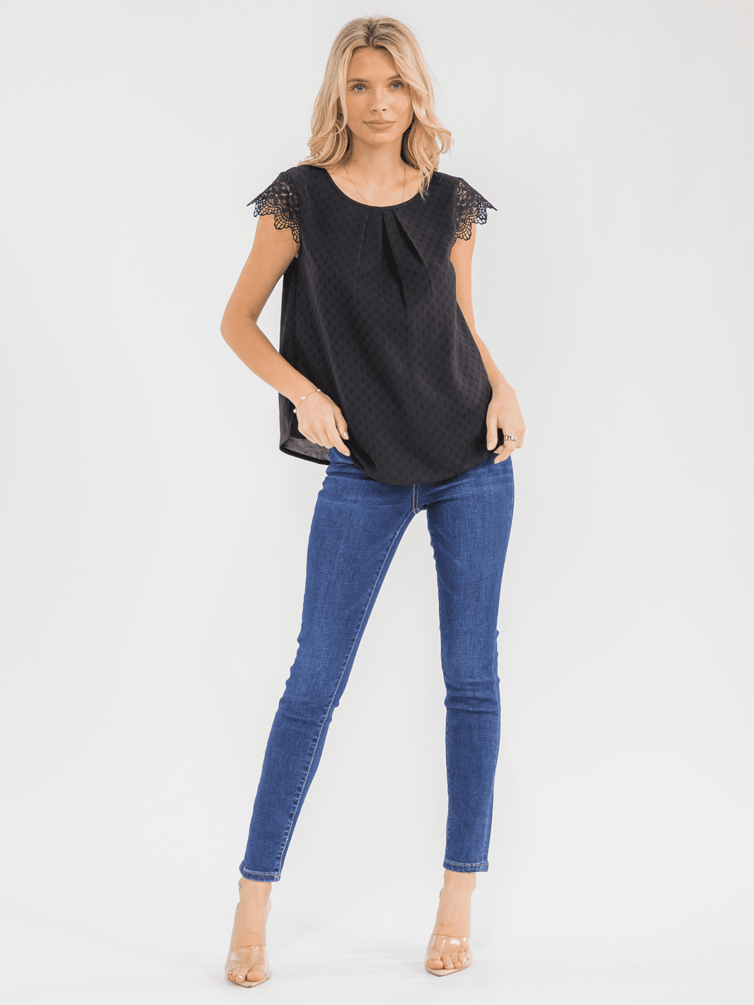 WOMEN'S SHORT CROCHET RUFFLE SLEEVE DETAILED BLOUSE