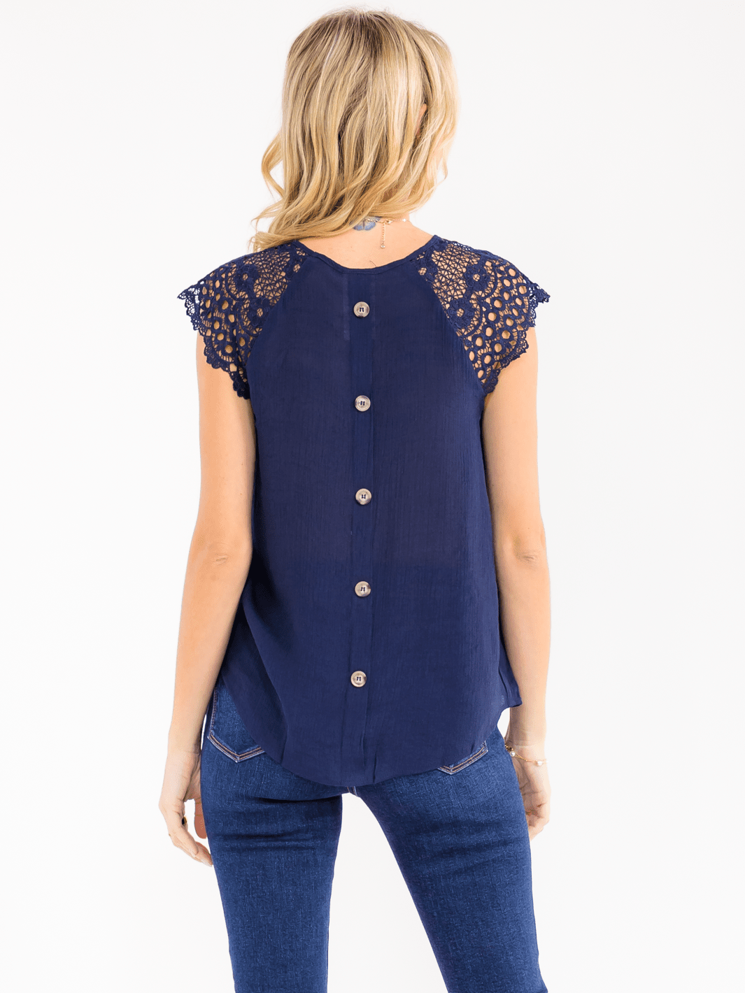 WOMEN'S SHORT CROCHET SLEEVE BACK BUTTONS DETAILED BLOUSE