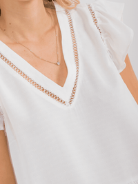 WOMEN'S SHORT RUFFLE SLEEVEV-NECK DETAILED PEPLUM BLOUSE
