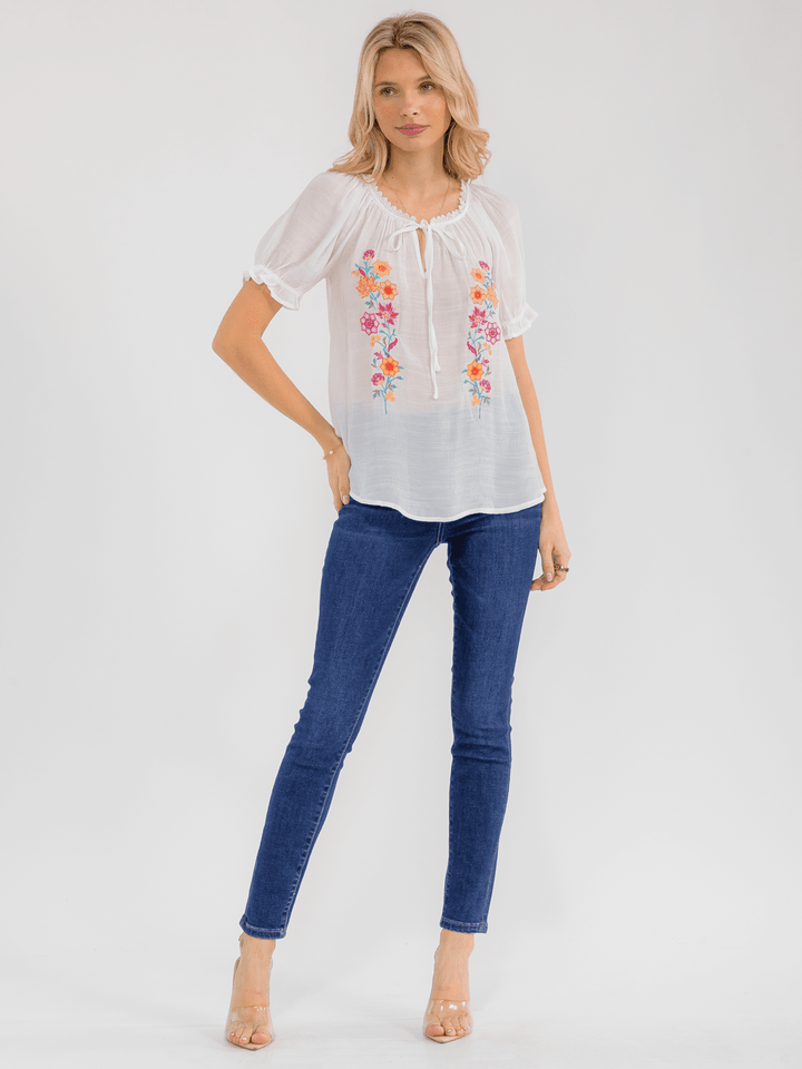 WOMEN'S SHORT SLEEVE V-NECK FRONT TIE EMBROIDERY FLORAL BLOUSE