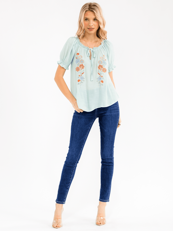 WOMEN'S SHORT SLEEVE V-NECK FRONT TIE EMBROIDERY FLORAL BLOUSE