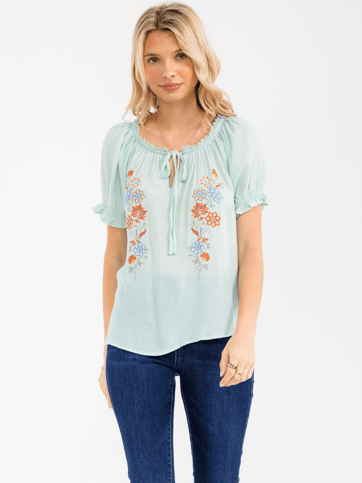 WOMEN'S SHORT SLEEVE V-NECK FRONT TIE EMBROIDERY FLORAL BLOUSE