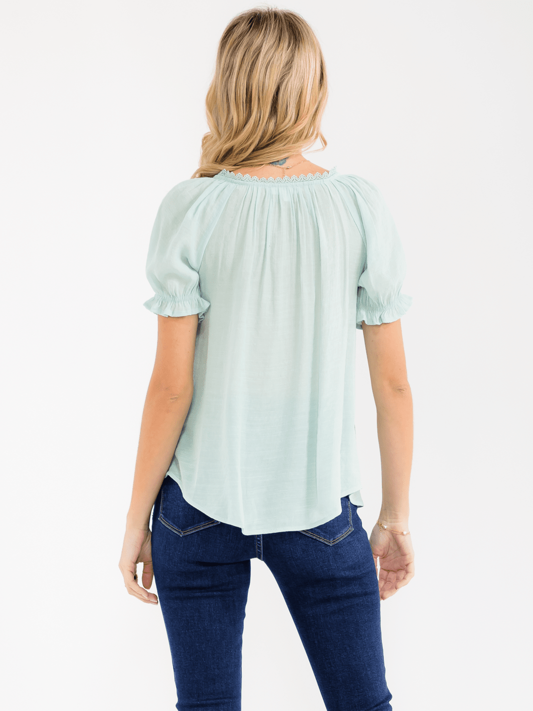 WOMEN'S SHORT SLEEVE V-NECK FRONT TIE EMBROIDERY FLORAL BLOUSE