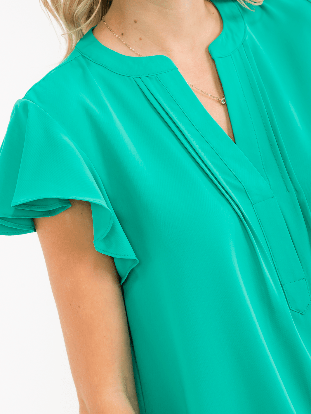 WOMEN'S SHORT RUFFLE SLEEVE V-NECK DETAILED BLOUSE