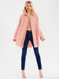 WOMEN'S LONG SLEEVE BUTTON UP FRONT POCKET PLAID OVERSIZED SHIRT