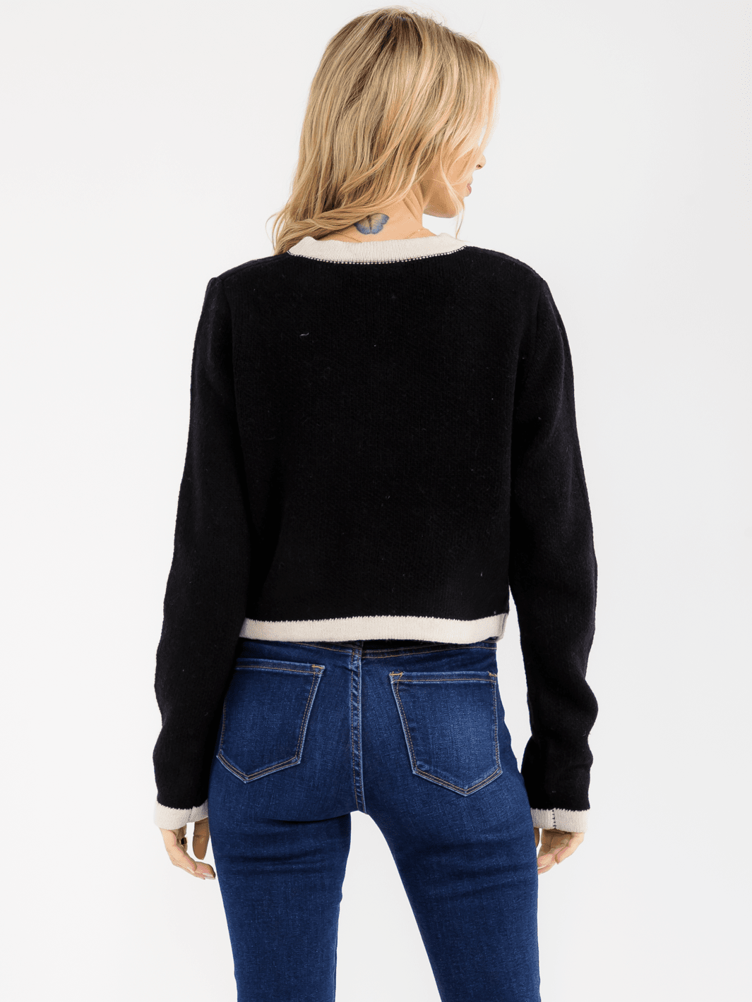 WOMEN'S LONG SLEEVE BUTTON CLOSURE FRONT POCKETS COLORBLOCK KNIT SWEATER