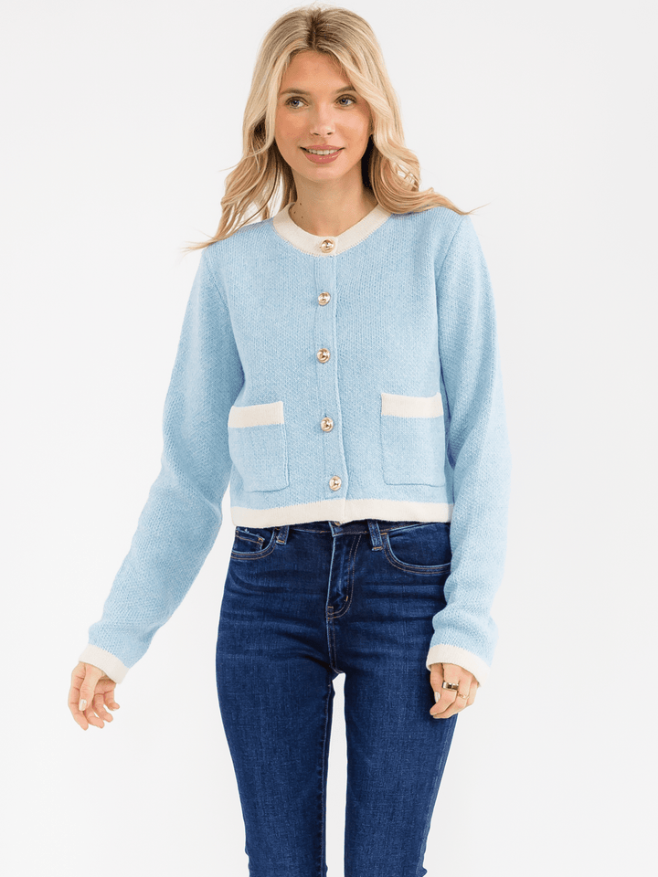 WOMEN'S LONG SLEEVE BUTTON CLOSURE FRONT POCKETS COLORBLOCK KNIT SWEATER