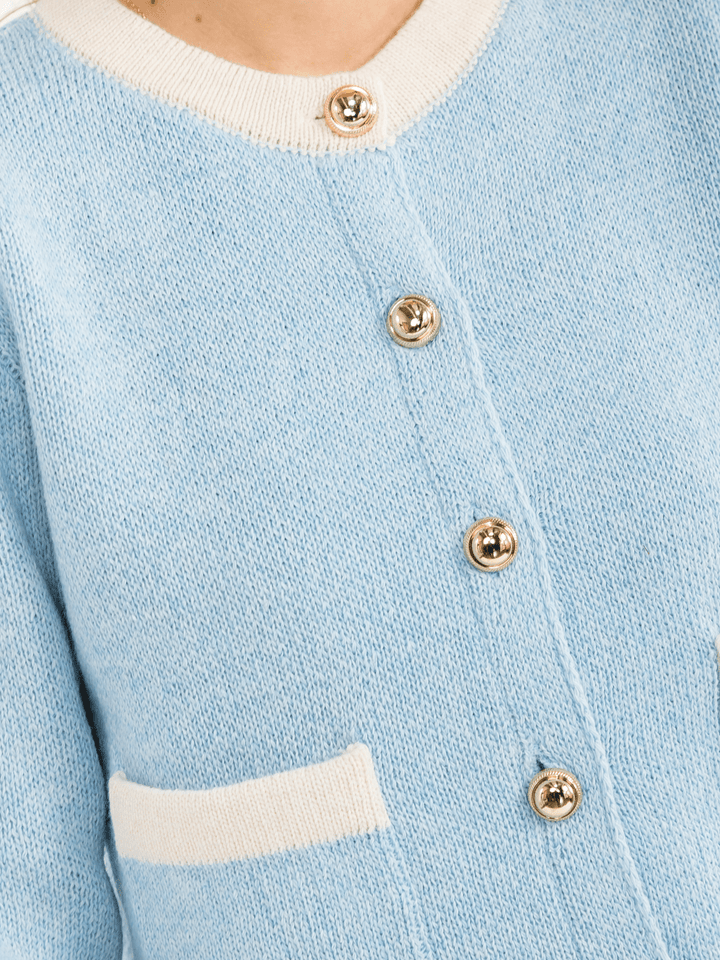 WOMEN'S LONG SLEEVE BUTTON CLOSURE FRONT POCKETS COLORBLOCK KNIT SWEATER