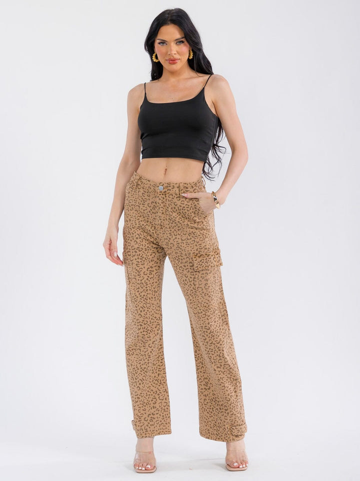 WOMEN'S BUTTON CLOSURE POCKETS ANIMAL PRINT WIDE LEG DENIM PANTS