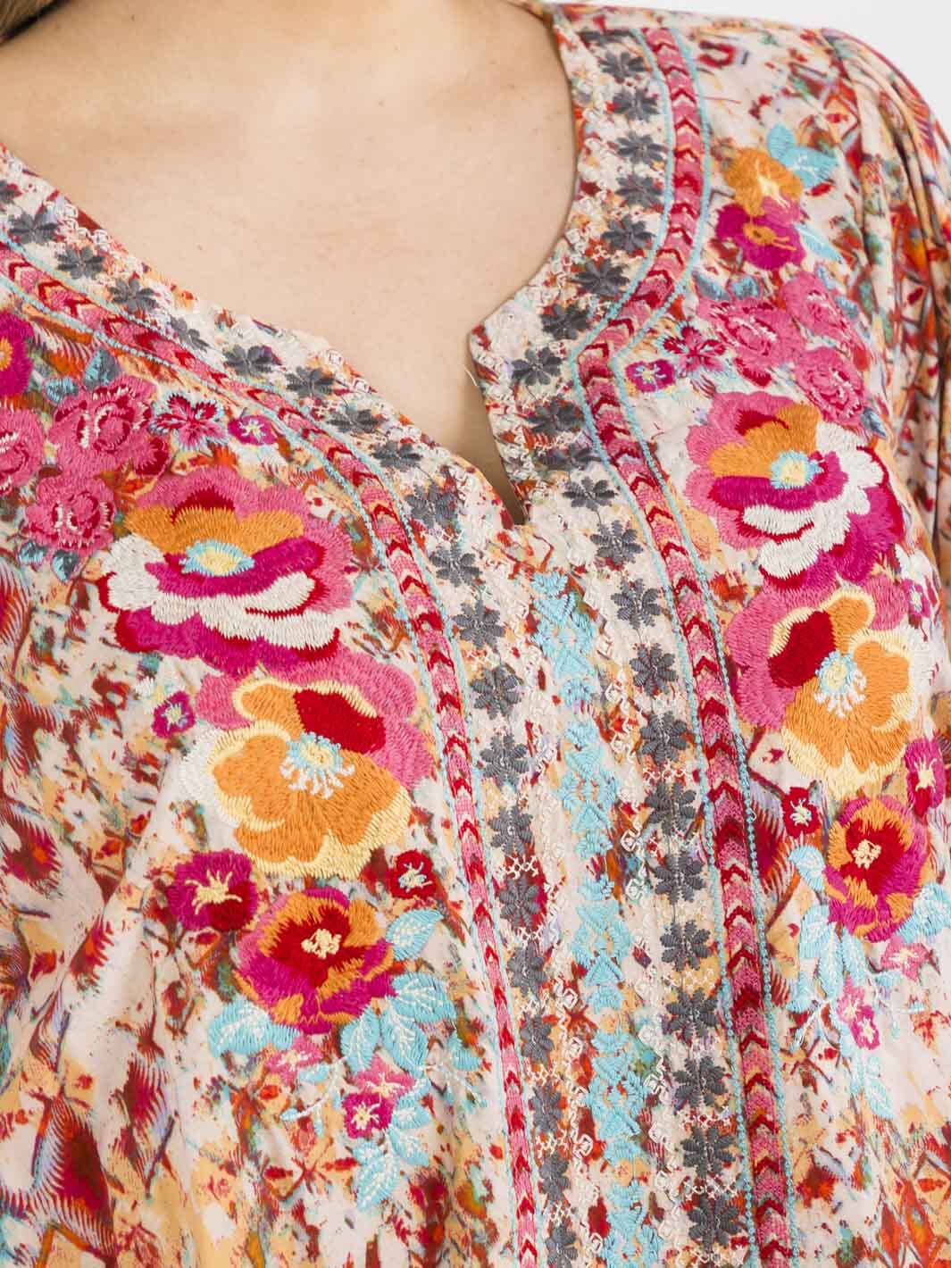 PLUS SIZE 3/4 SLEEVE V-NECK FLORAL EMBROIDERY MULTI PRINT BLOUSE