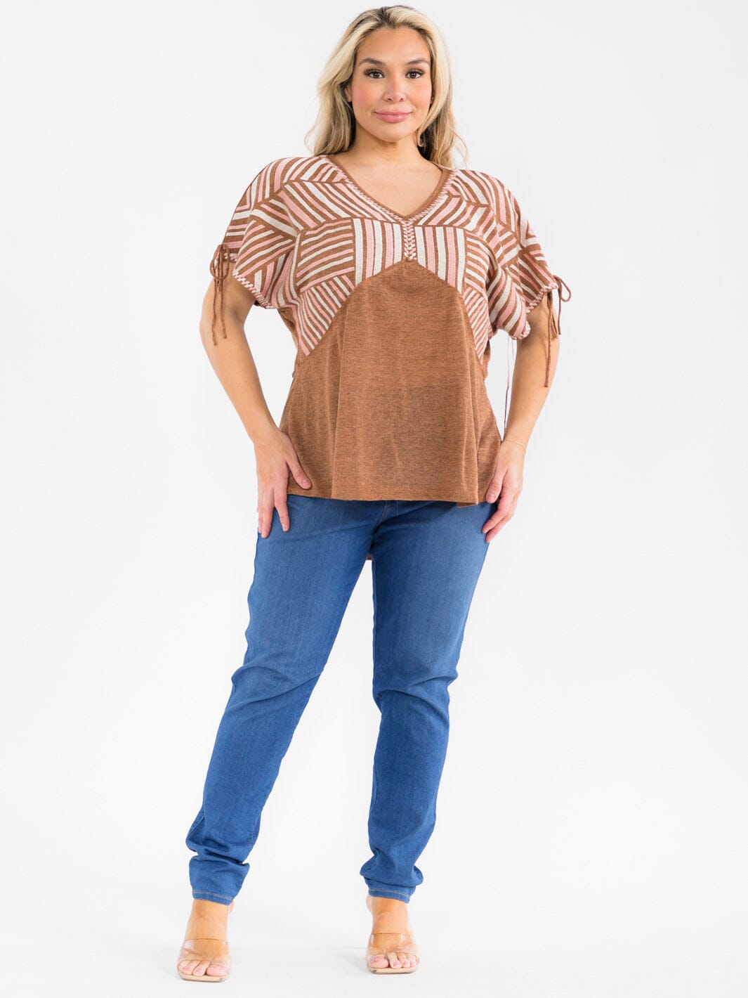 PLUS SIZE SHORT SLEEVE V-NECK EMBROIDERY TUNIC BLOUSE
