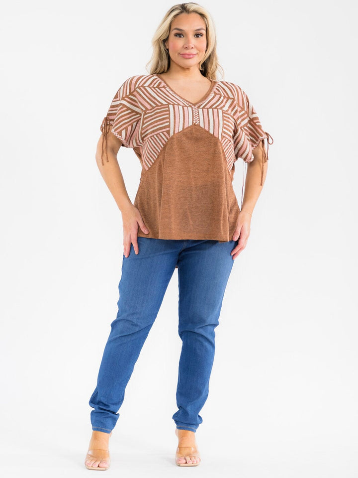 PLUS SIZE SHORT SLEEVE V-NECK EMBROIDERY TUNIC BLOUSE