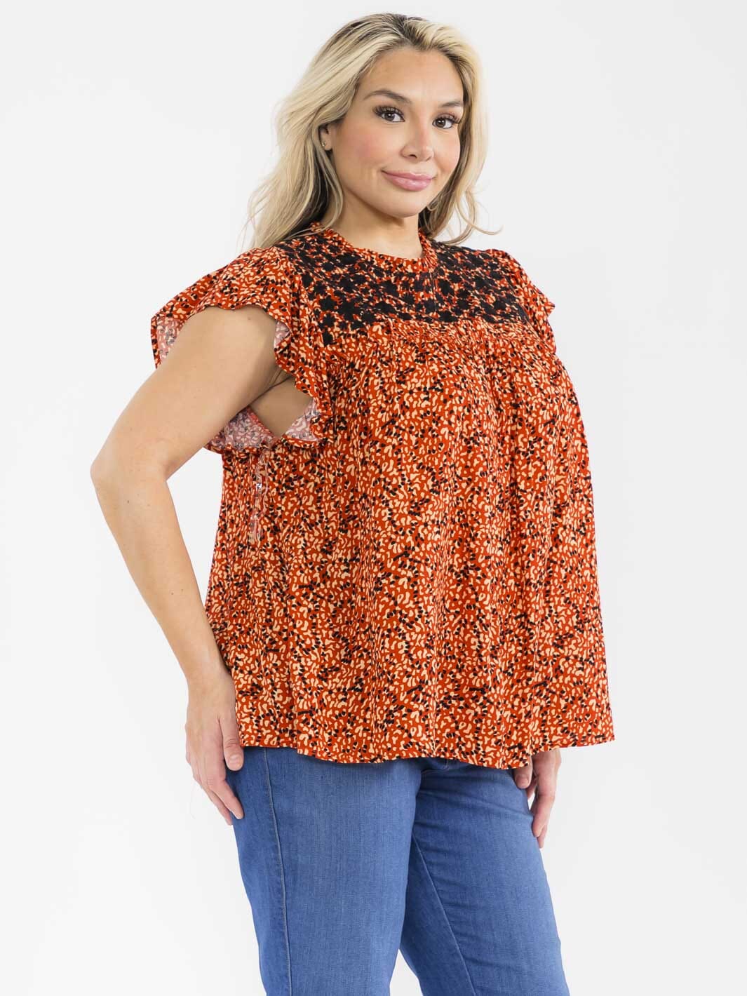PLUS SIZE SHORT RUFFLE SLEEVE FLORAL EMBROIDERY TUNIC BLOUSE