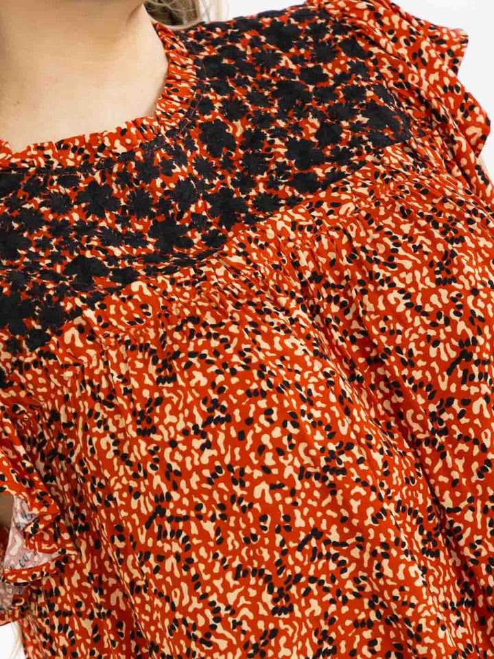 PLUS SIZE SHORT RUFFLE SLEEVE FLORAL EMBROIDERY TUNIC BLOUSE