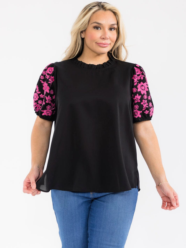 PLUS SIZE SHORT SLEEVE FLORAL EMBROIDERY BLOUSE