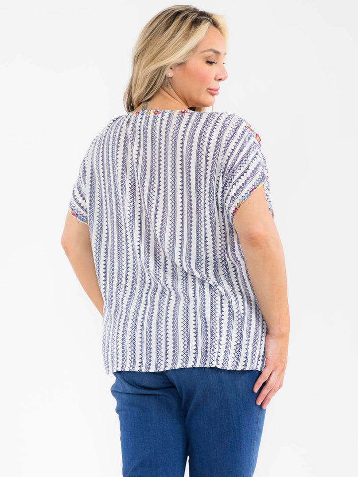 PLUS SIZE SHORT SLEEVE V-NECK EMBROIDERY MULTI PRINT BLOUSE