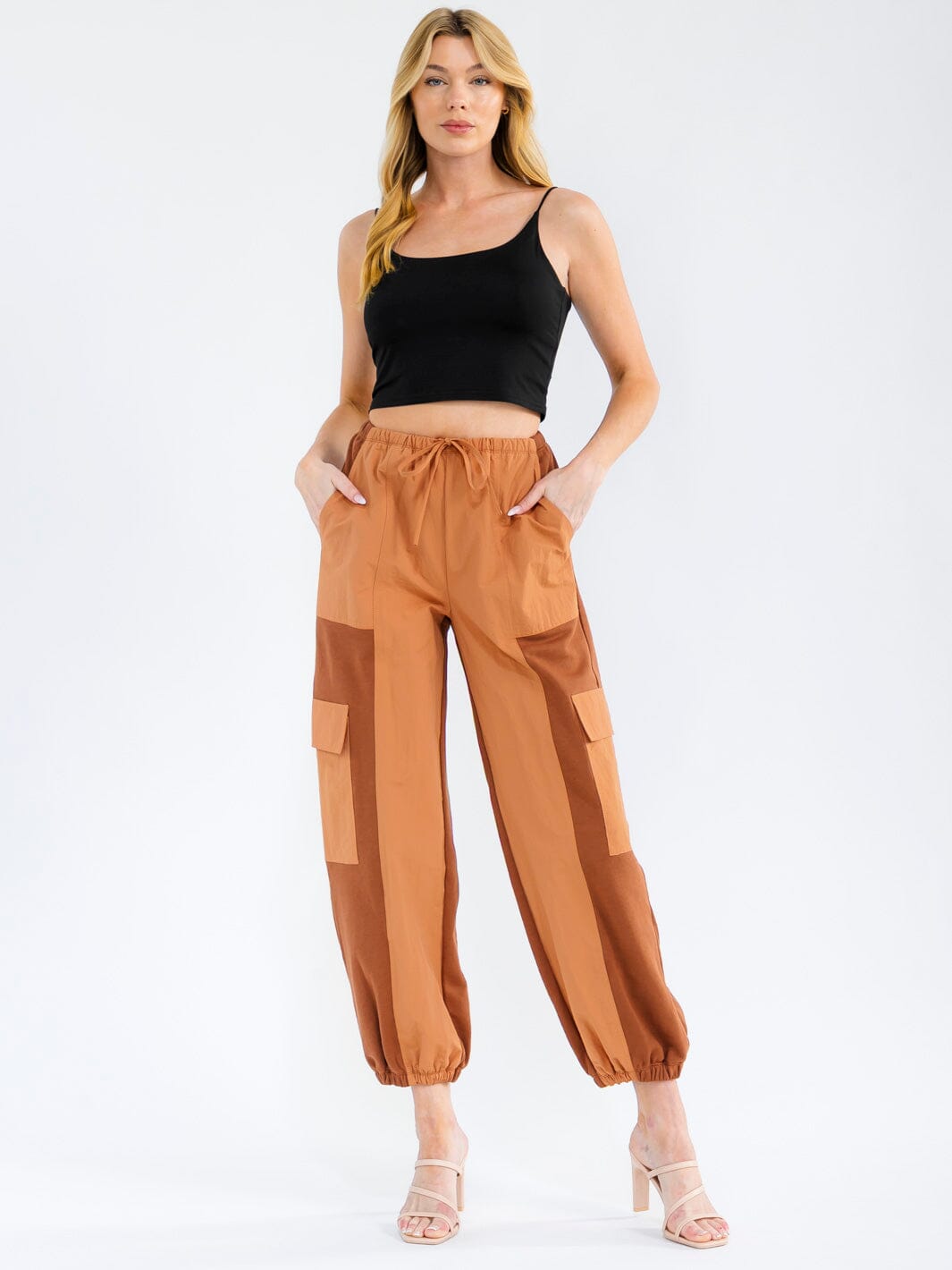 WOMEN'S ELASSTIC WAIST CARGO POCKETS COLORBLOCK JOGGER PANTS