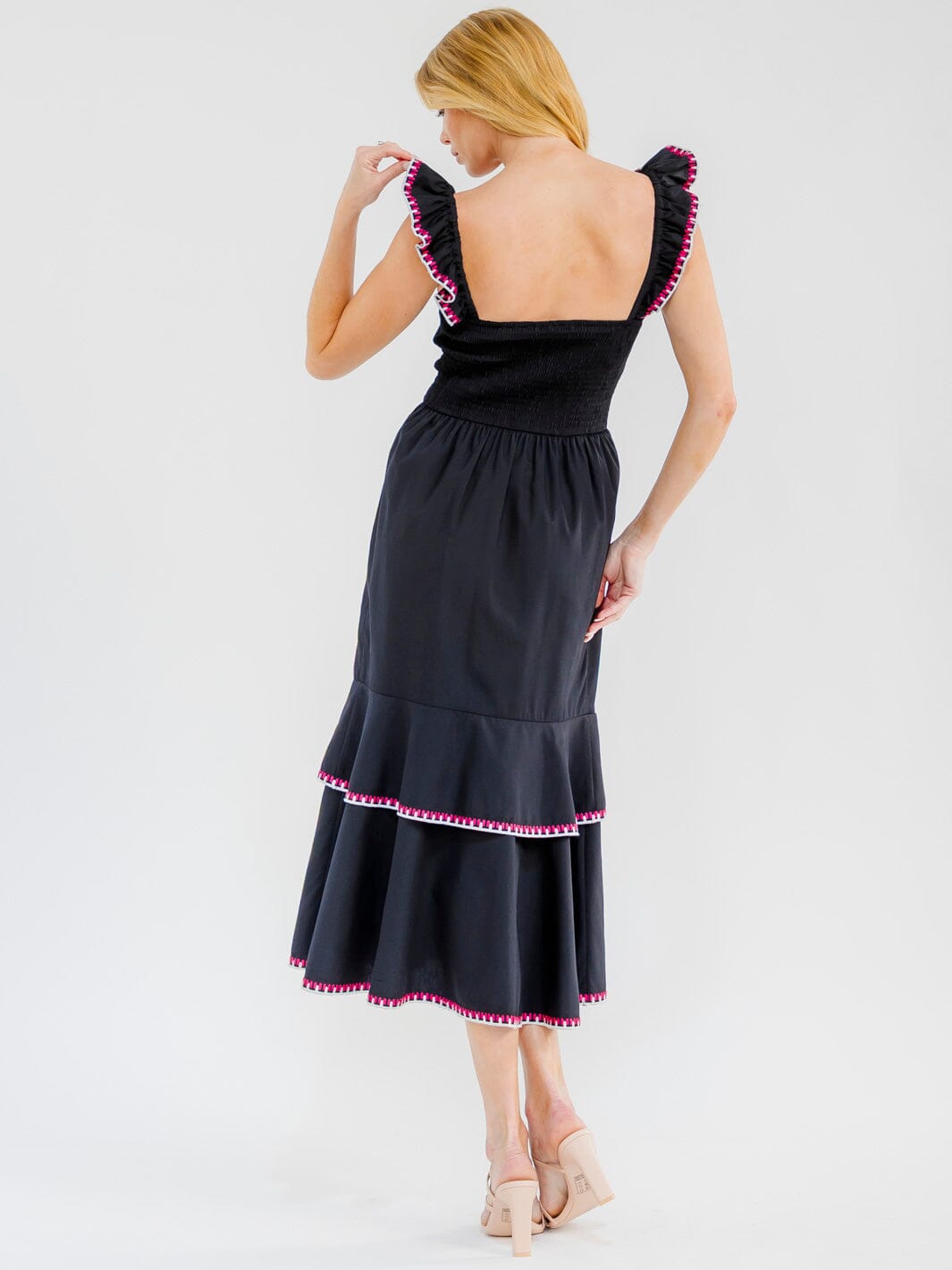 WOMEN'S SLEEVELESS FRONT POCKETS RUFFLE TIERED EMBROIDERY MAXI DRESS