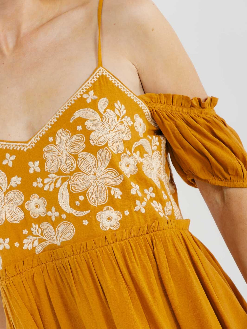 WOMEN'S SLEEVELESS OFF SHOULDER EMBROIDERY FLORAL PRINT MINI DRESS