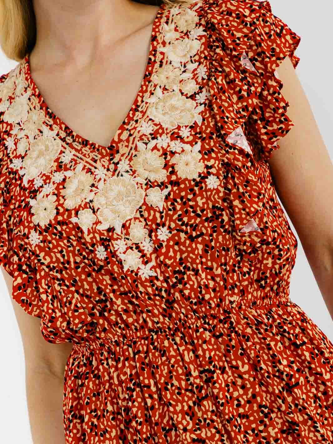 WOMEN'S SHORT RUFFLE SLEEVE V-NECK FLORAL EMBROIDERY ELASTIC WAIST MINI DRESS