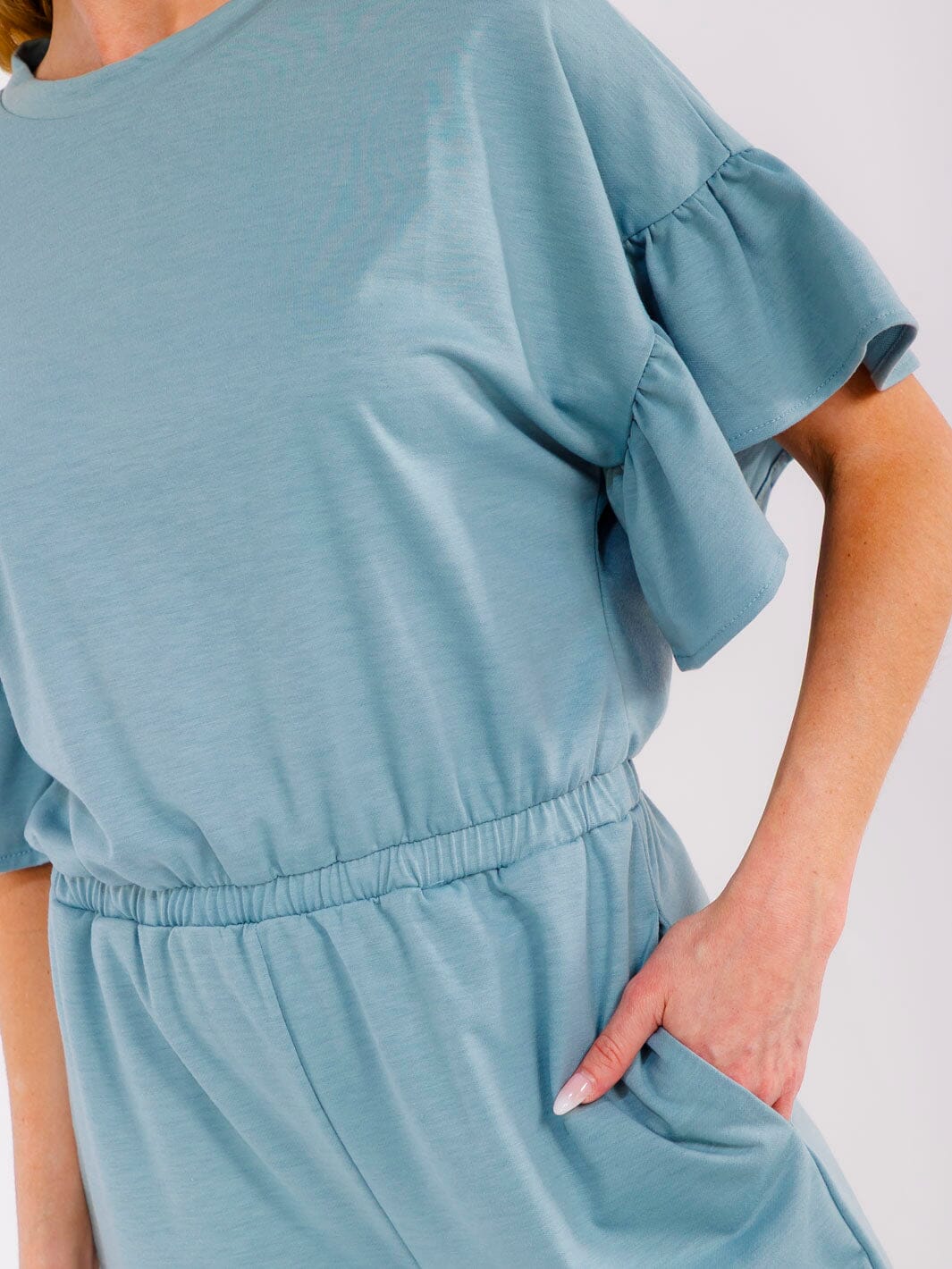 WOMEN'S SHORT RUFFLE SLEEVES FRONT POCKETS ELASTIC WAIST JOGGER JUMPSUIT