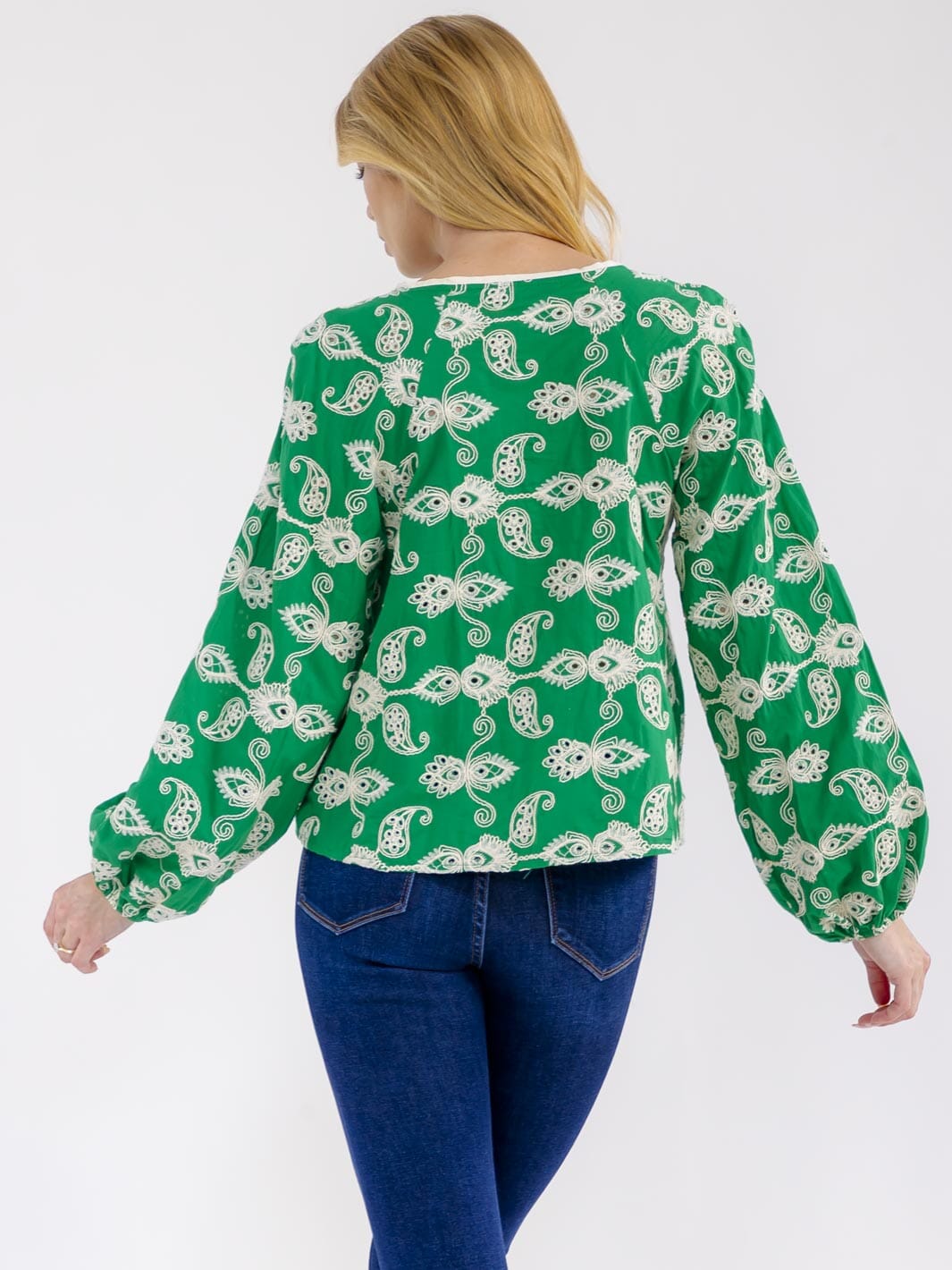 WOMEN'S LONG SLEEVE V-NECK EMBROIDERY DETAILED BLOUSE