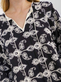 WOMEN'S LONG SLEEVE V-NECK EMBROIDERY DETAILED BLOUSE