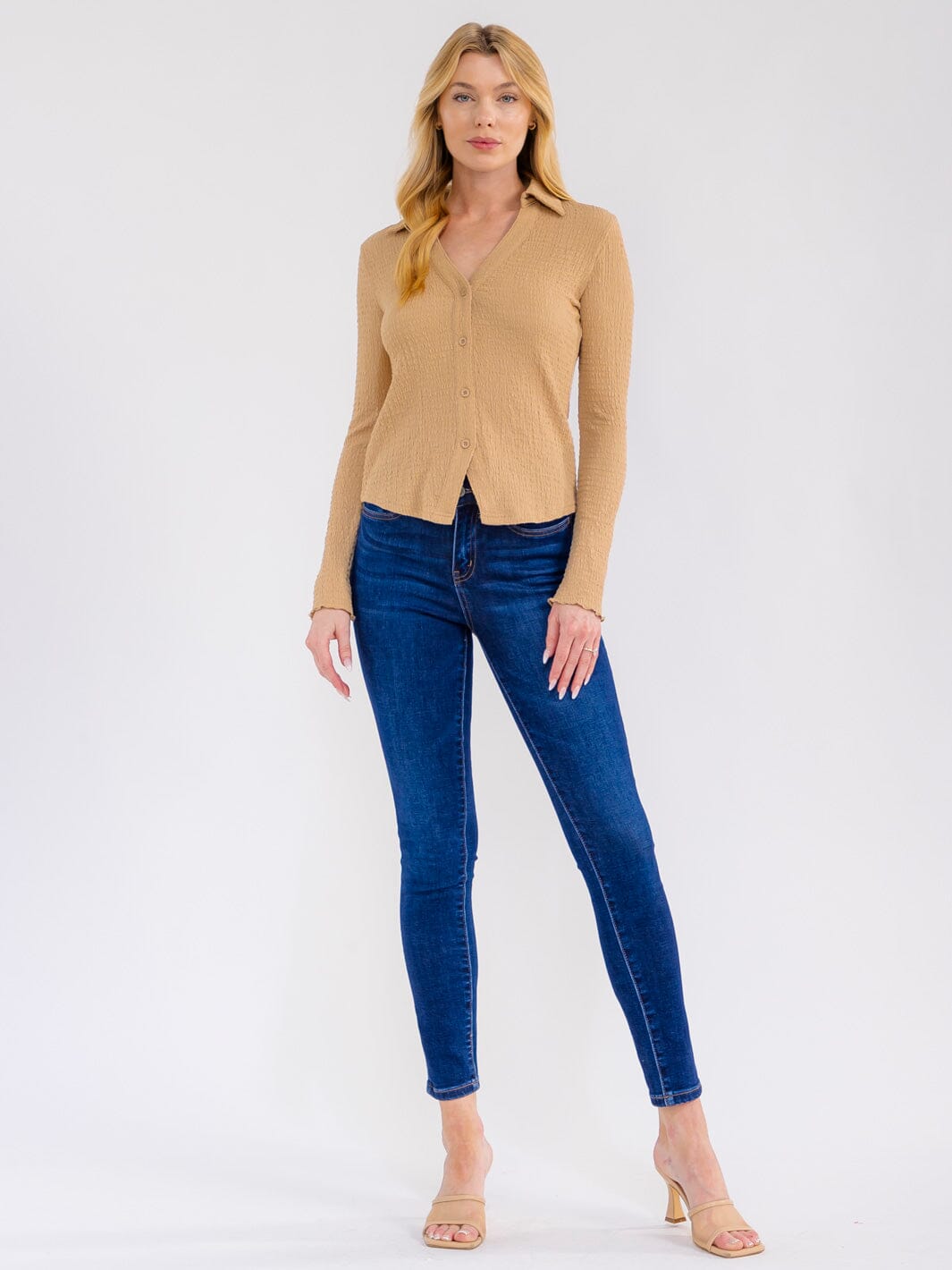 WOMEN'S LONG SLEEVE BUTTON UP BLOUSE