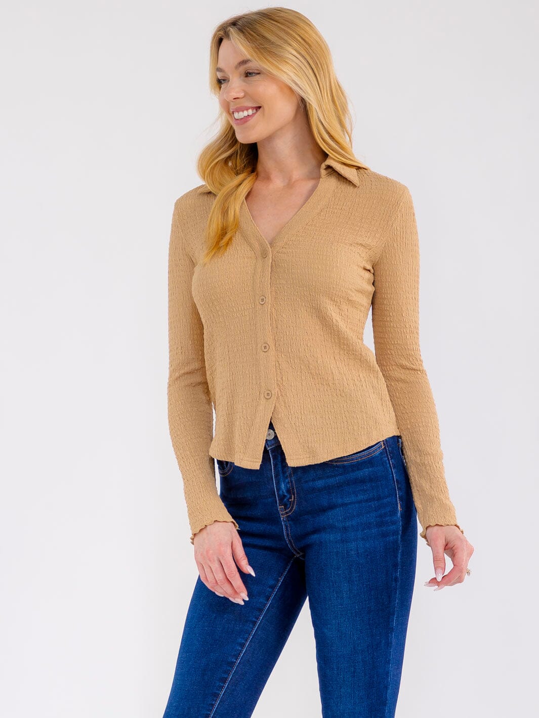 WOMEN'S LONG SLEEVE BUTTON UP BLOUSE