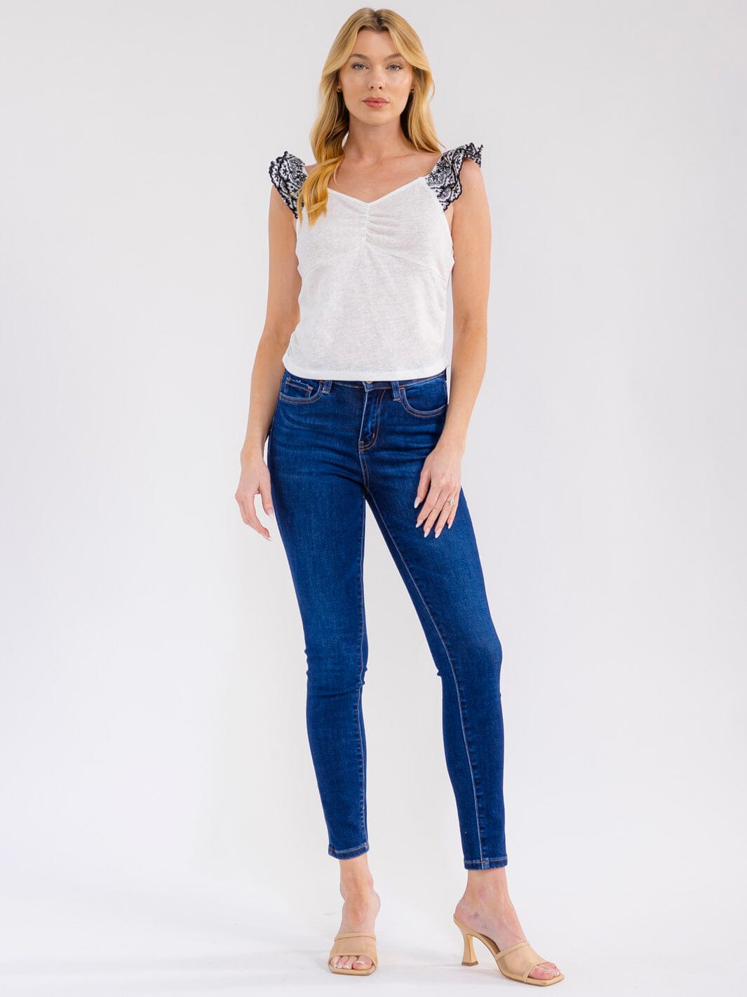 WOMEN'S SLEEVELESS RUFFLE EMBROIDERY V-NECK TANK TOP