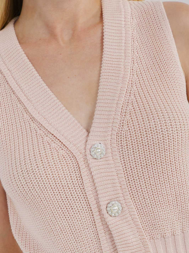 WOMEN'S SLEEVELESS BUTTON UP KNITTTED TOP