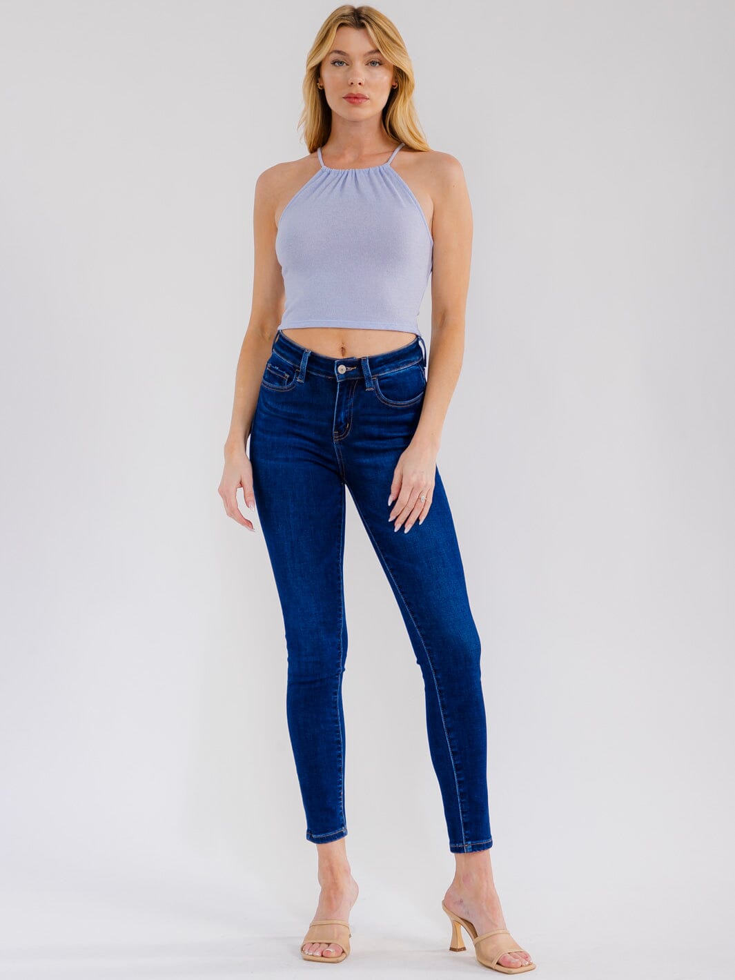 WOMEN'S SLEEVELESS HALTER NECK OPEN BACK CROP TOP