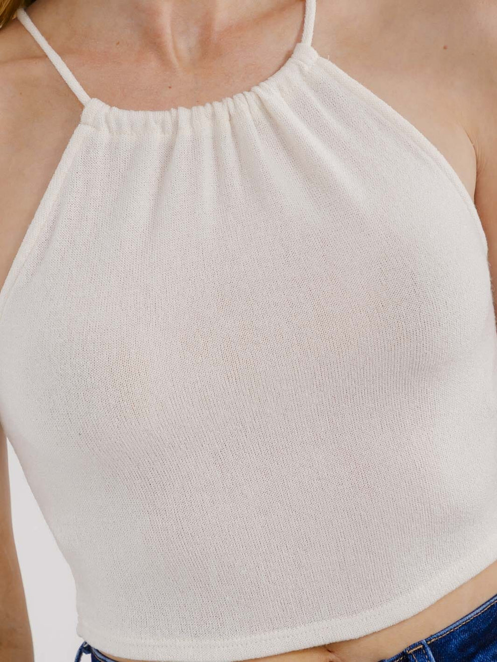 WOMEN'S SLEEVELESS HALTER NECK OPEN BACK CROP TOP