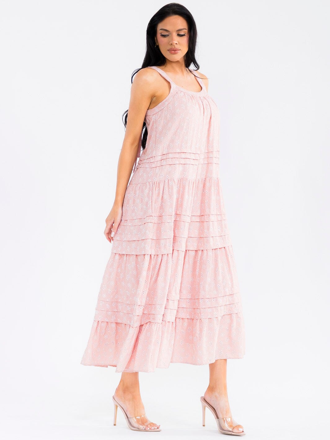 WOMEN'S SLEEVELESS TIERED EYELET MAXI DRESS