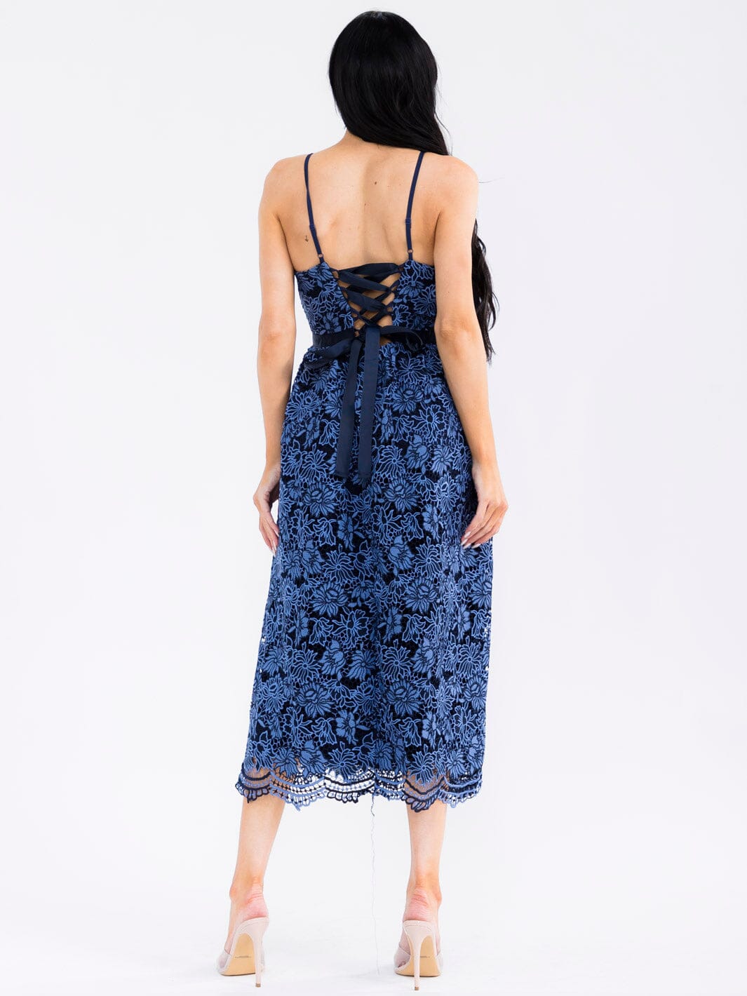WOMEN'S SLEEVELESS BACK LACE UP CROCHET MAXI DRESS